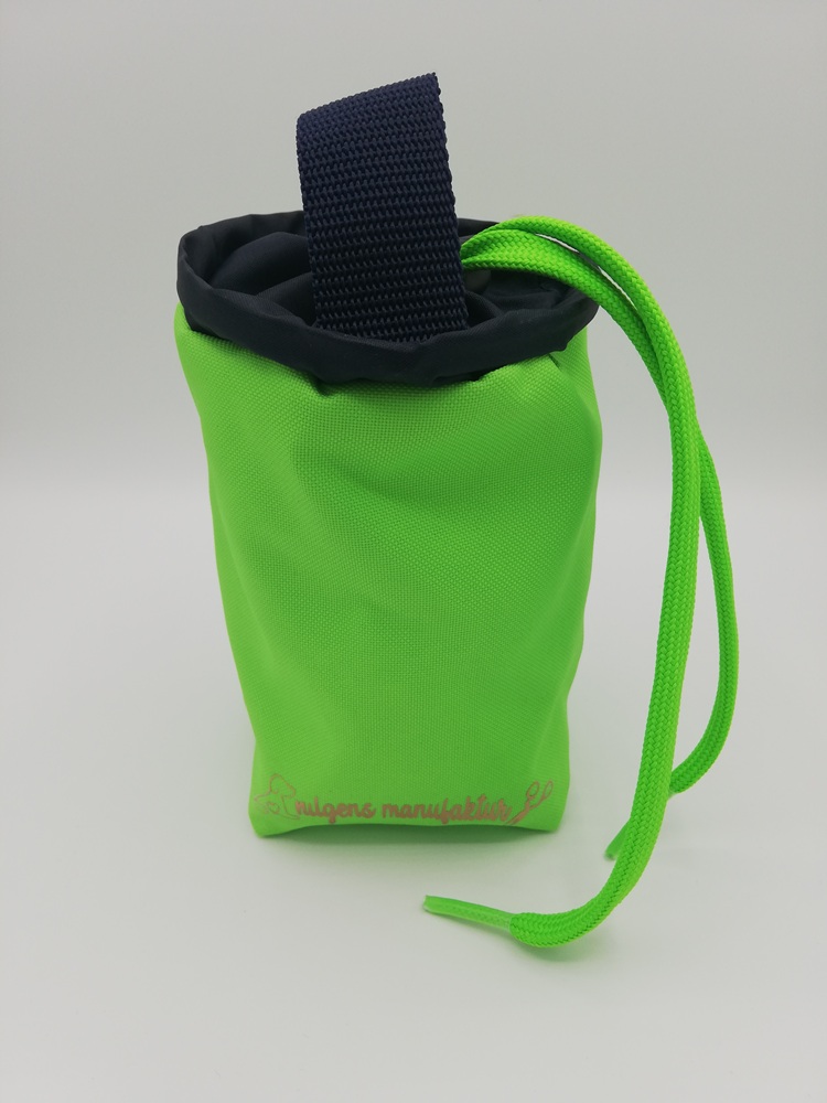 Futterbeutel "Doggy Treats" neongrün/blau – Bild 3